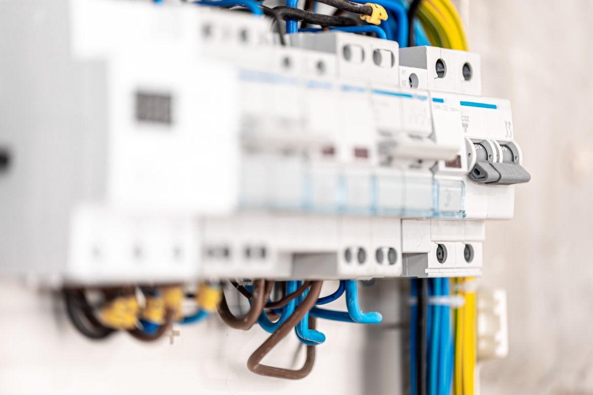 What are circuit breakers: They important? Where are they used?